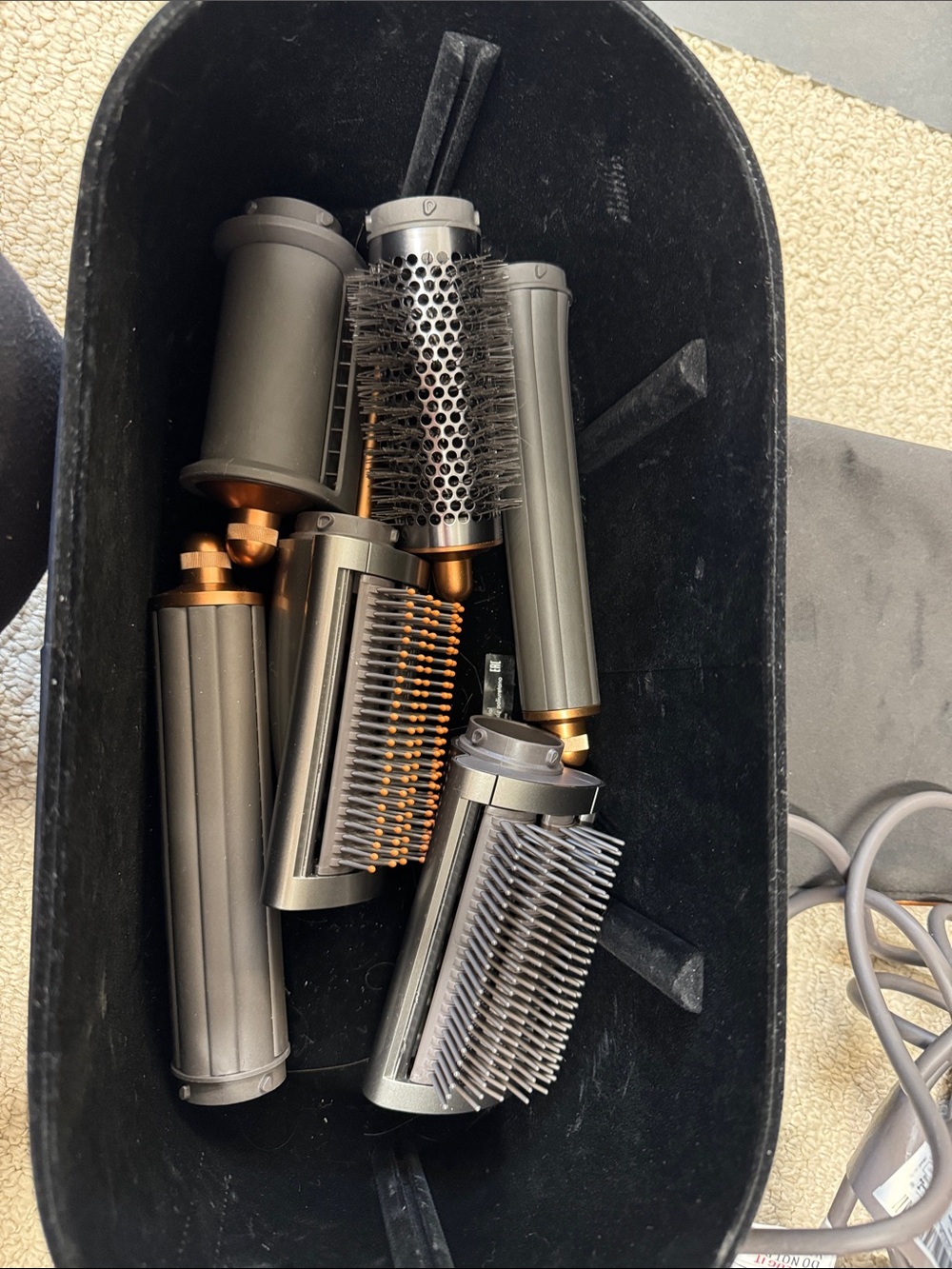 Dyson Airwrap Multi-Styler
Complete Long- like new - Picture 3 of 5
